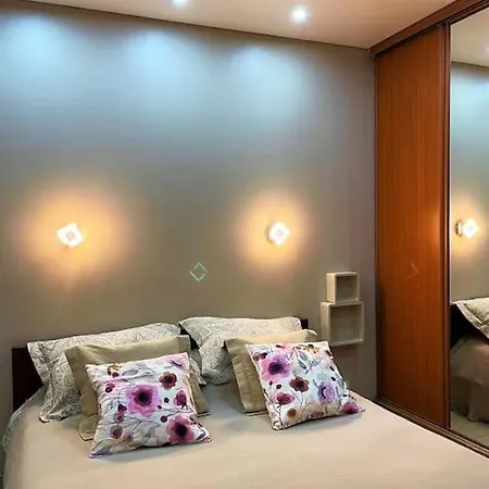 Of Mercury Apartment Estoril